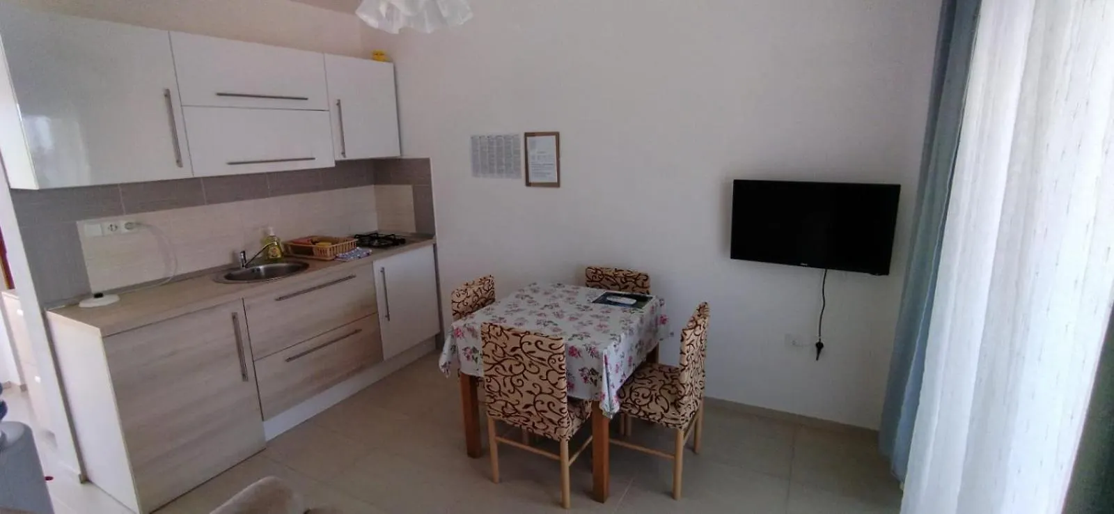 Apartments Natasa Vir